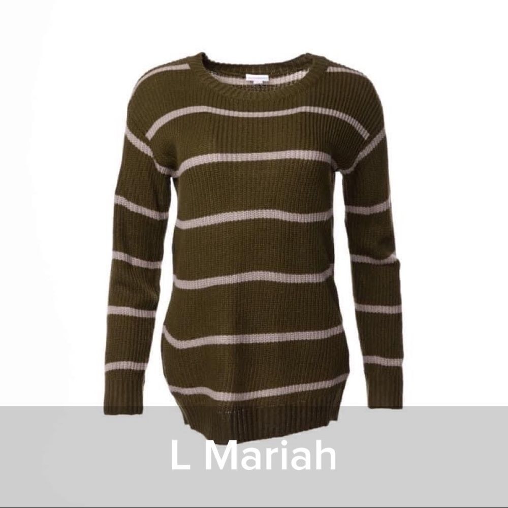 Lularoe Mariah Sweater - Size Large